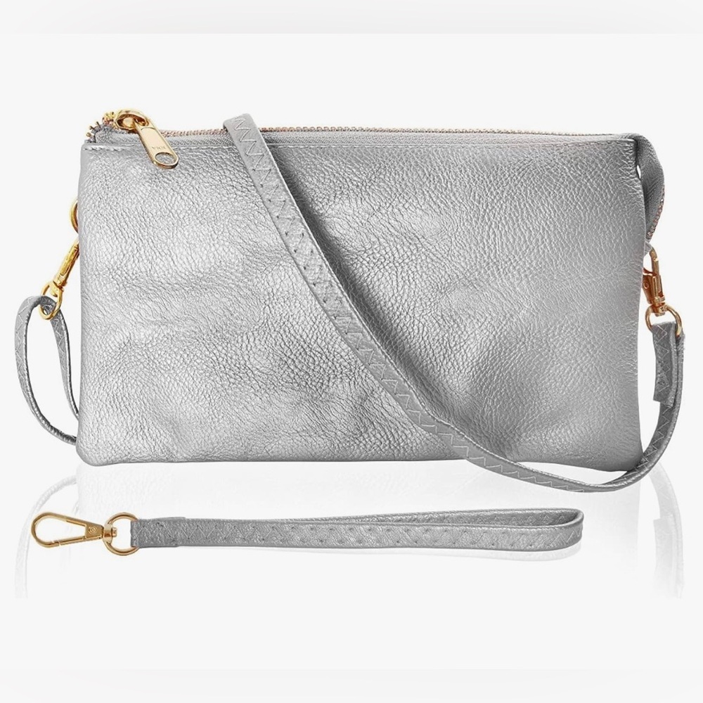 Vegan Leather Silver‎ Shimmer Crossbody Clutch Wristlet Purse 3 Compartments NWT